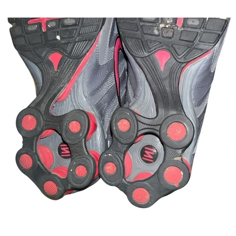 Nike Shox Navina Shoes Womens 9 Pre-Owned Sneakers Grey‎ Pink 392868-060 Cushion
